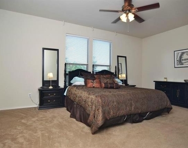 3528 Copper Ridge Drive - Photo Thumbnail 10