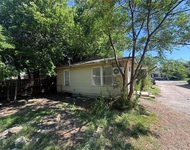 4914 Donnelly Avenue - Photo Thumbnail 12
