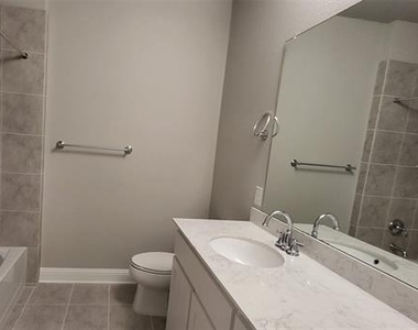 1508 Hamlisch Avenue - Photo Thumbnail 21