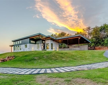 245 Lake House - Photo Thumbnail 4