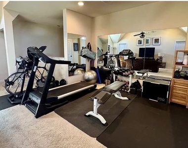 5820 Palo Pinto Avenue - Photo Thumbnail 20