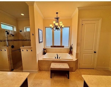 5820 Palo Pinto Avenue - Photo Thumbnail 13
