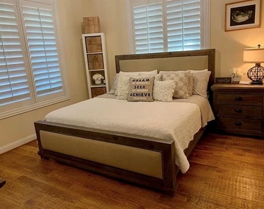 5820 Palo Pinto Avenue - Photo Thumbnail 15