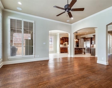 901 Sandy Trail - Photo Thumbnail 13