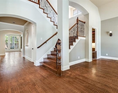 901 Sandy Trail - Photo Thumbnail 3