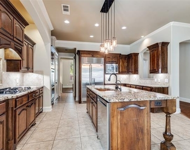 901 Sandy Trail - Photo Thumbnail 14