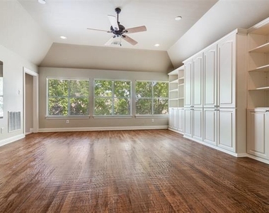 901 Sandy Trail - Photo Thumbnail 27