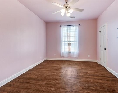 901 Sandy Trail - Photo Thumbnail 24