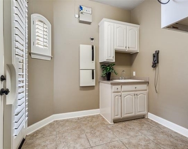 901 Sandy Trail - Photo Thumbnail 32