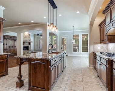 901 Sandy Trail - Photo Thumbnail 15