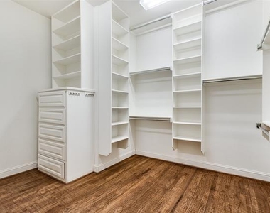 901 Sandy Trail - Photo Thumbnail 23