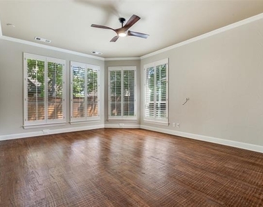901 Sandy Trail - Photo Thumbnail 20