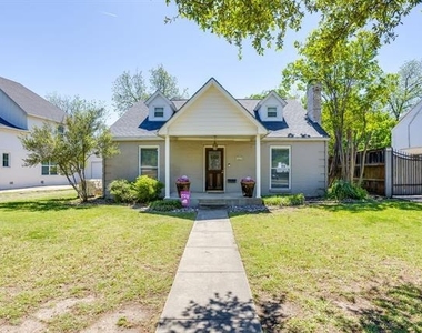 2809 Benbrook Boulevard - Photo Thumbnail 2