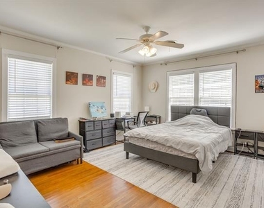 2809 Benbrook Boulevard - Photo Thumbnail 16