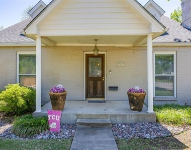 2809 Benbrook Boulevard - Photo Thumbnail 4