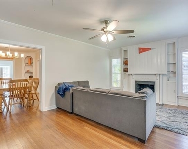 2809 Benbrook Boulevard - Photo Thumbnail 5