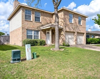 1626 White Oak Drive - Photo Thumbnail 1