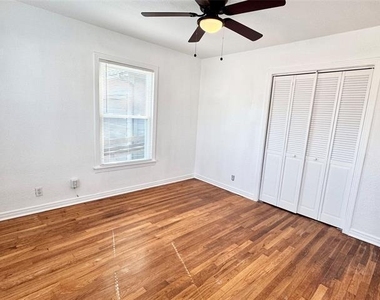 4236 Voncille Street - Photo Thumbnail 16
