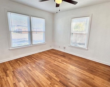4236 Voncille Street - Photo Thumbnail 15
