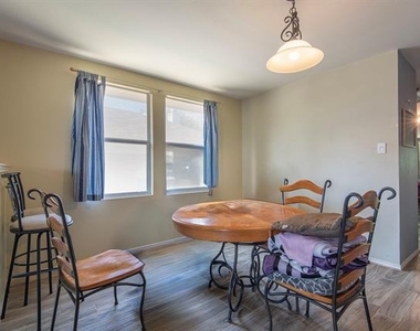 12667 Vandelia Street - Photo Thumbnail 5