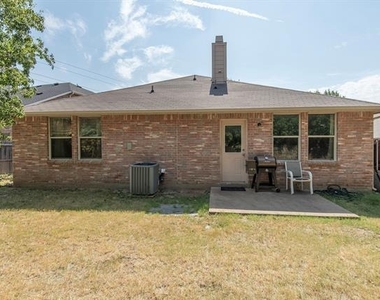 12667 Vandelia Street - Photo Thumbnail 21