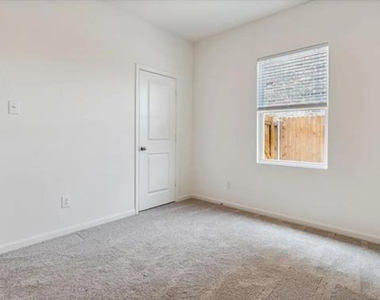 1664 Hossler Trail - Photo Thumbnail 19