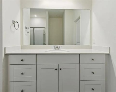 1664 Hossler Trail - Photo Thumbnail 13