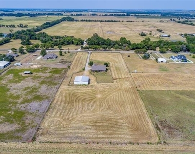 11744 Foutch Road - Photo Thumbnail 31