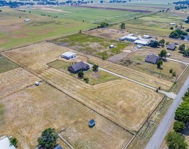 11744 Foutch Road - Photo Thumbnail 2