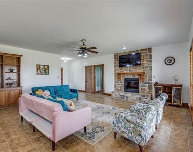 11744 Foutch Road - Photo Thumbnail 7