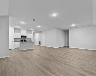 3509 Foxhound Lane - Photo Thumbnail 3