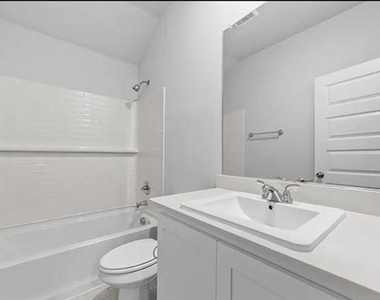 3509 Foxhound Lane - Photo Thumbnail 16