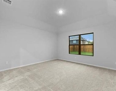 3509 Foxhound Lane - Photo Thumbnail 8