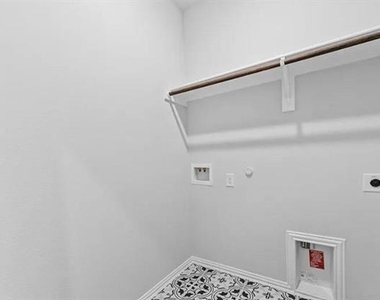 3509 Foxhound Lane - Photo Thumbnail 15