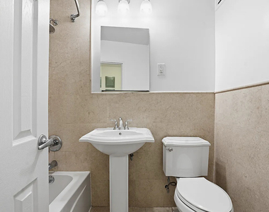 Studio Columbus Avenue  - Photo Thumbnail 4