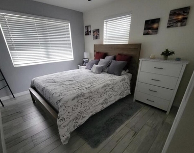 136 Akron Street - Photo Thumbnail 7