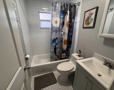 136 Akron Street - Photo Thumbnail 8