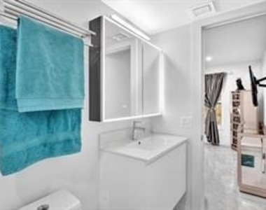 4025 N Federal Highway - Photo Thumbnail 27