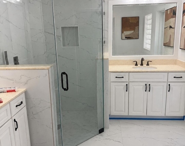 1419 Ne 57th Street - Photo Thumbnail 27