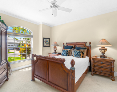 16850 Colchester Court - Photo Thumbnail 21