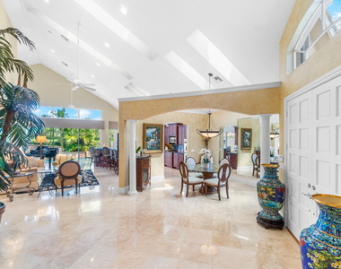 16850 Colchester Court - Photo Thumbnail 4