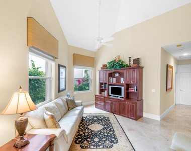 16850 Colchester Court - Photo Thumbnail 7
