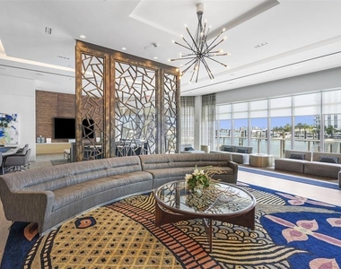 17301 Biscayne Boulevard - Photo Thumbnail 46