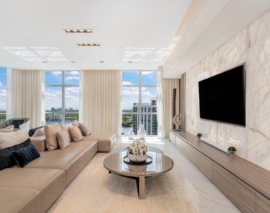 17301 Biscayne Boulevard - Photo Thumbnail 15