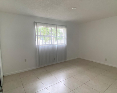 500 Se 2nd Avenue - Photo Thumbnail 4