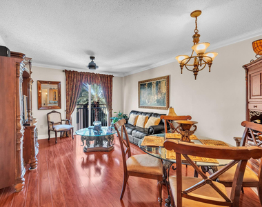630 S Sapodilla Avenue - Photo Thumbnail 8