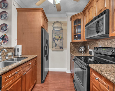 630 S Sapodilla Avenue - Photo Thumbnail 10