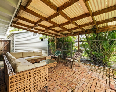 2512 Sugarloaf Lane - Photo Thumbnail 25