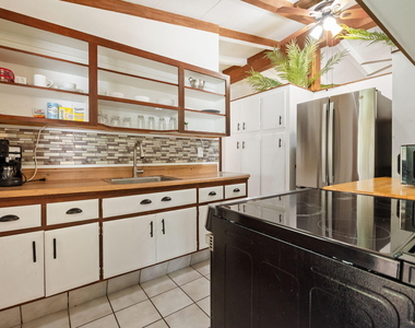 2512 Sugarloaf Lane - Photo Thumbnail 17