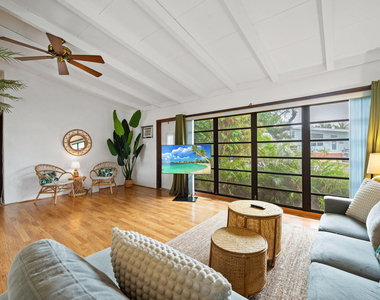 2512 Sugarloaf Lane - Photo Thumbnail 10